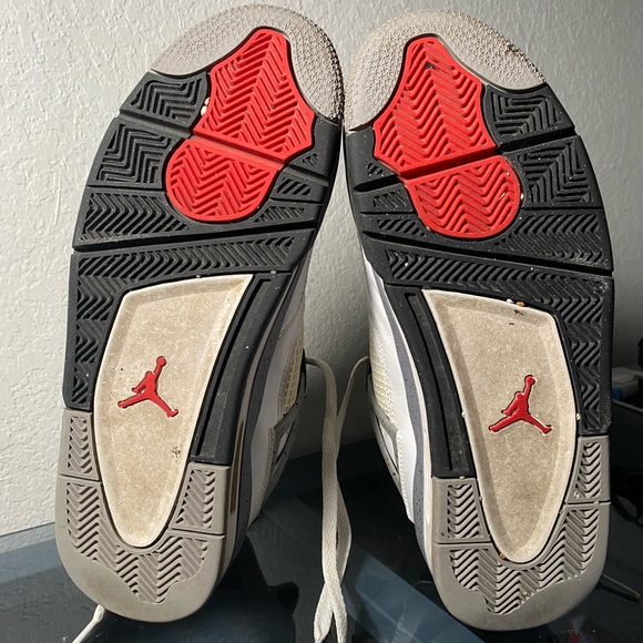 Air Jordan 4 White Cement - Picture 7 of 7